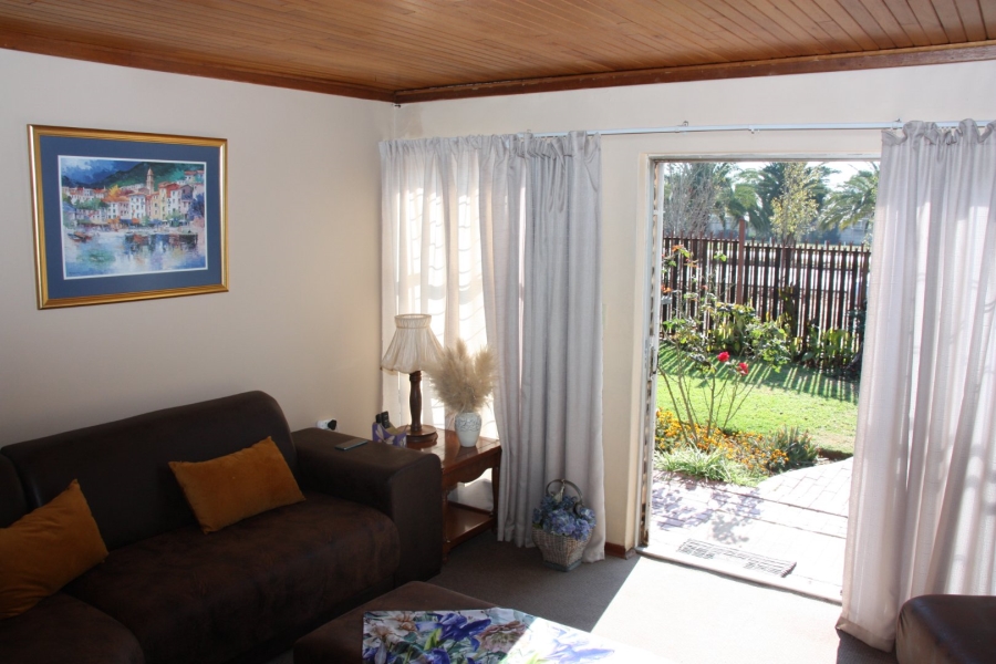 2 Bedroom Property for Sale in Pellissier Free State